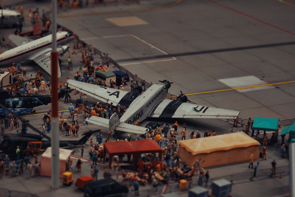 Amazon Suspends Flights With Airline Whose Plane Crashed in Miami