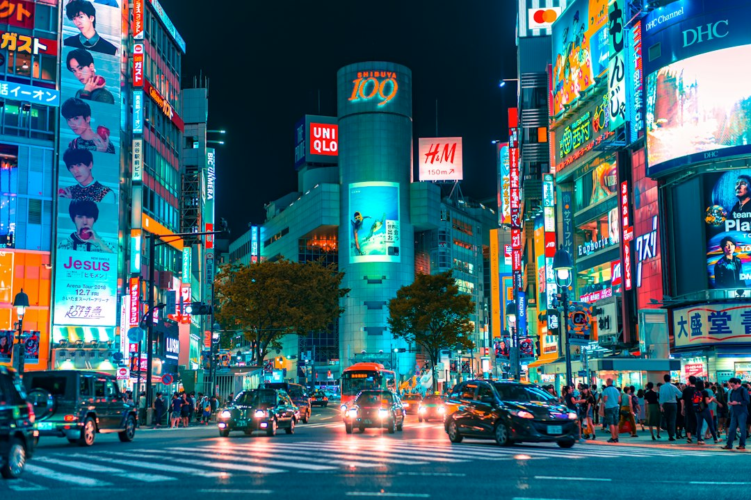 Japans toårsobligasjonssalg trekker sterkere etterspørsel på høye avkastning