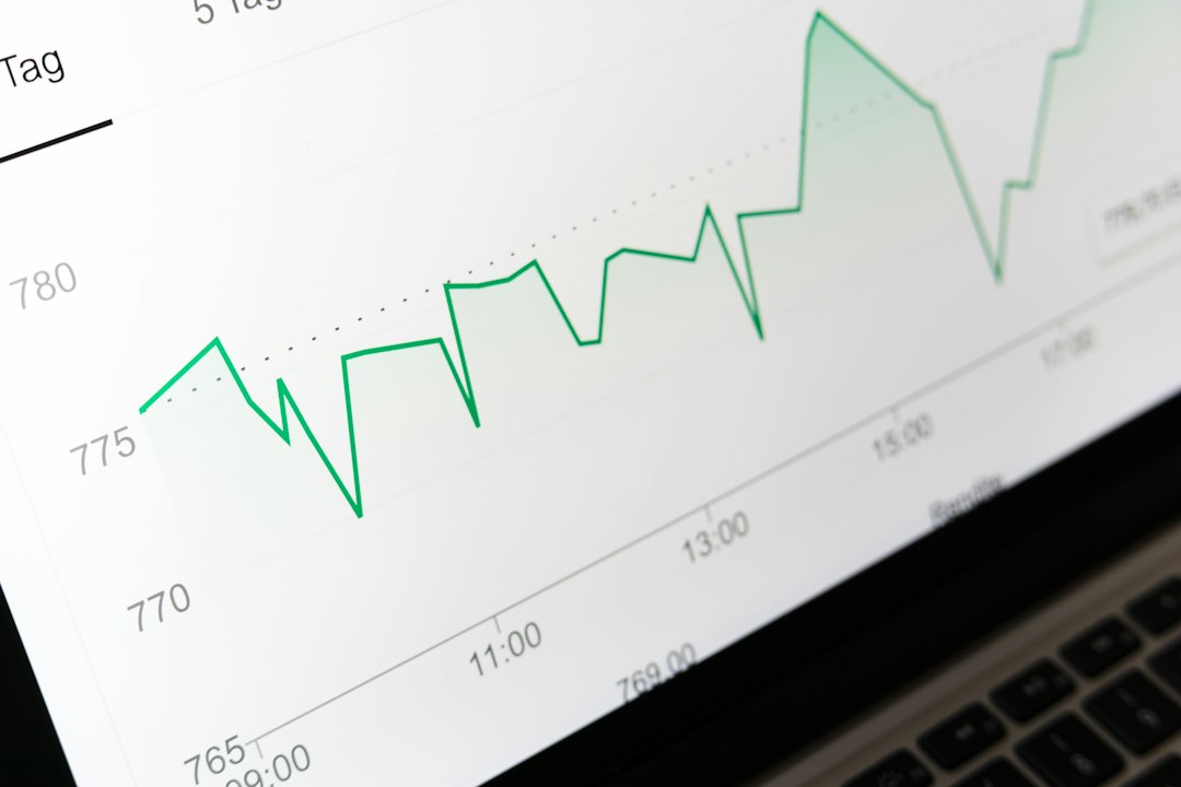 Nielsen: CFO Holscott sobre privatización y economía de creadores
